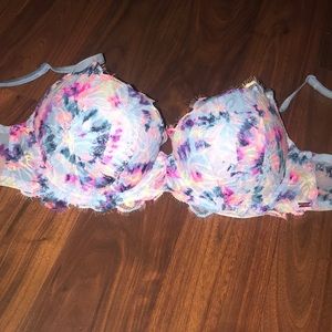 PINK multicolored push up bra 🦋